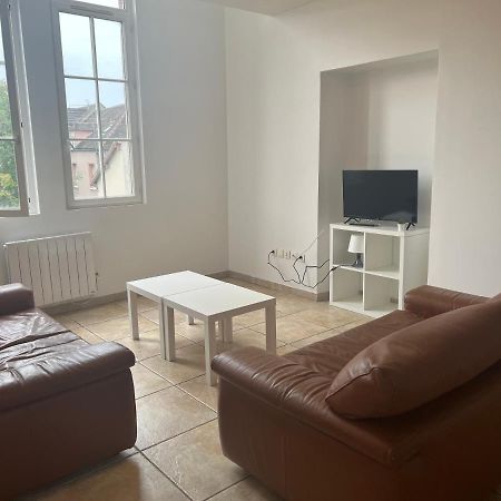 Apartamento Le Relais De Saint Loup 1 A 66 Personnes Montereau-Fault-Yonne Exterior foto