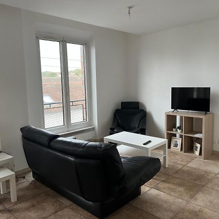 Apartamento Le Relais De Saint Loup 1 A 66 Personnes Montereau-Fault-Yonne Exterior foto